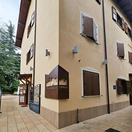 אכסניה Fanesia Coliving Fano Adriano