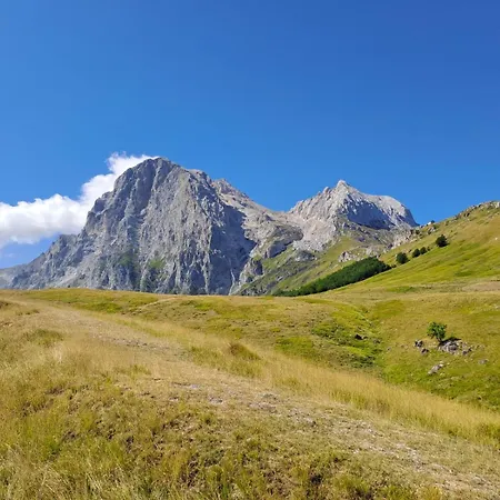 Хостел Fanesia Coliving