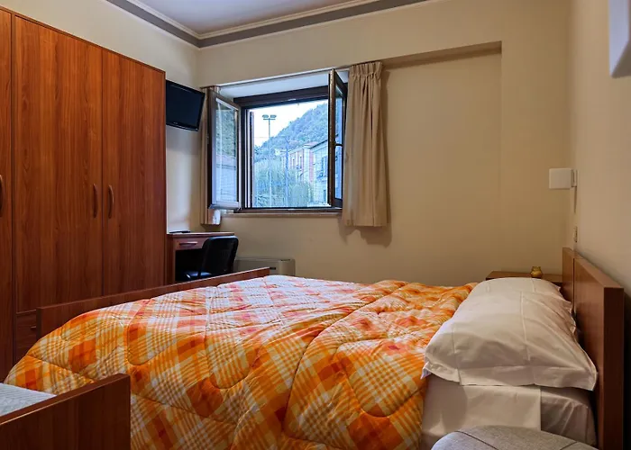 Fanesia Coliving Hostel