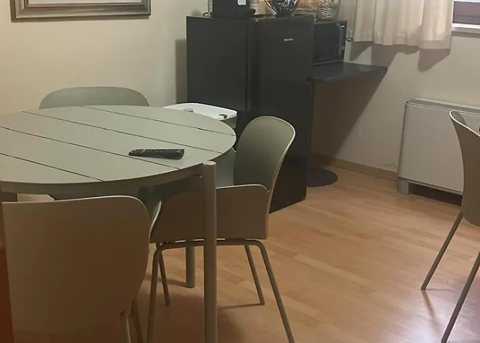 Fanesia Coliving Хостел Fano Adriano